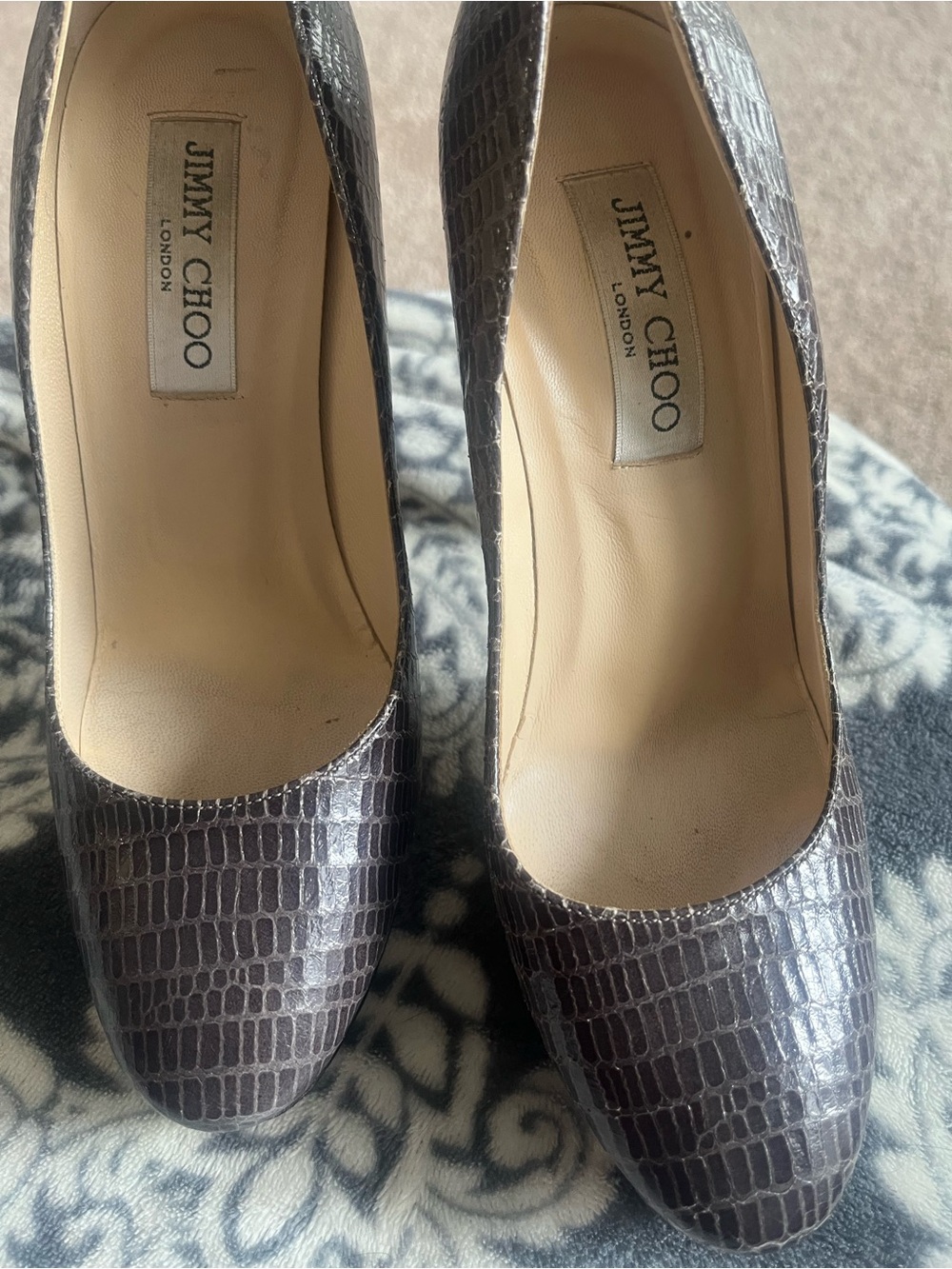Jimmy Choo Croc-Embossed Leather Pumps in Dark Brown